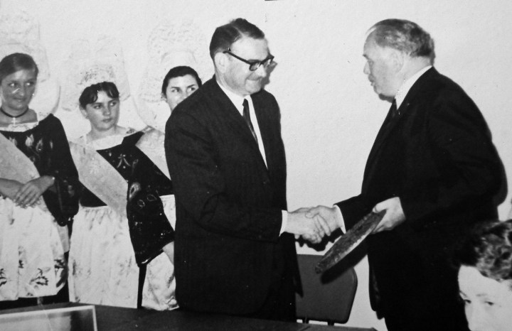 signature du contrat de jumelage entre Fouesnant et Strümp